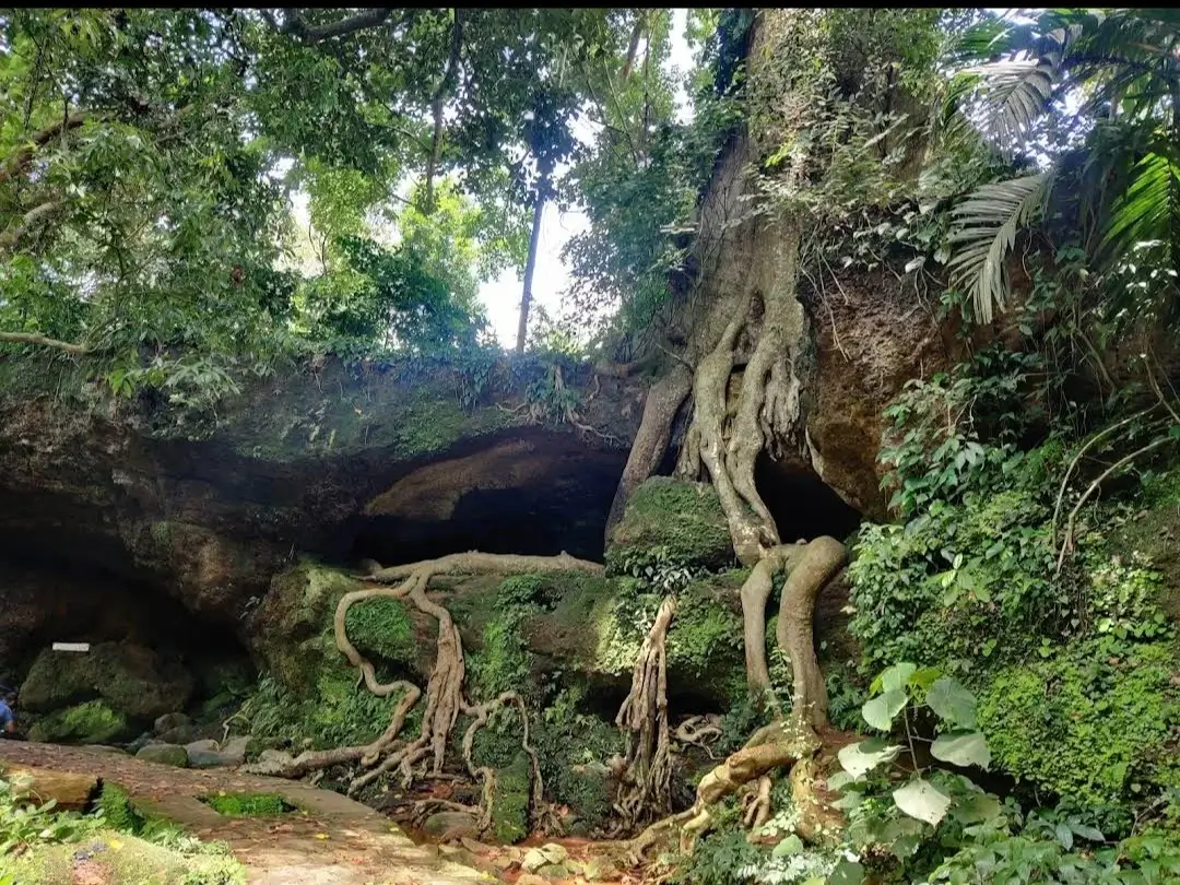 Kochareekkal Caves - Must visit place in Ernakulam | Kerala - Travel ...